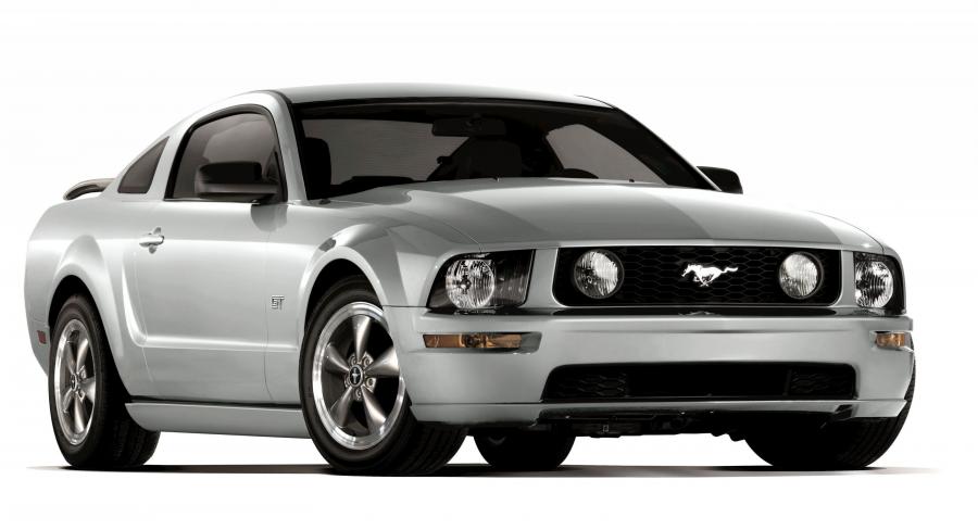  Ford Mustang GT 2005 года  (фото 67 из 209)